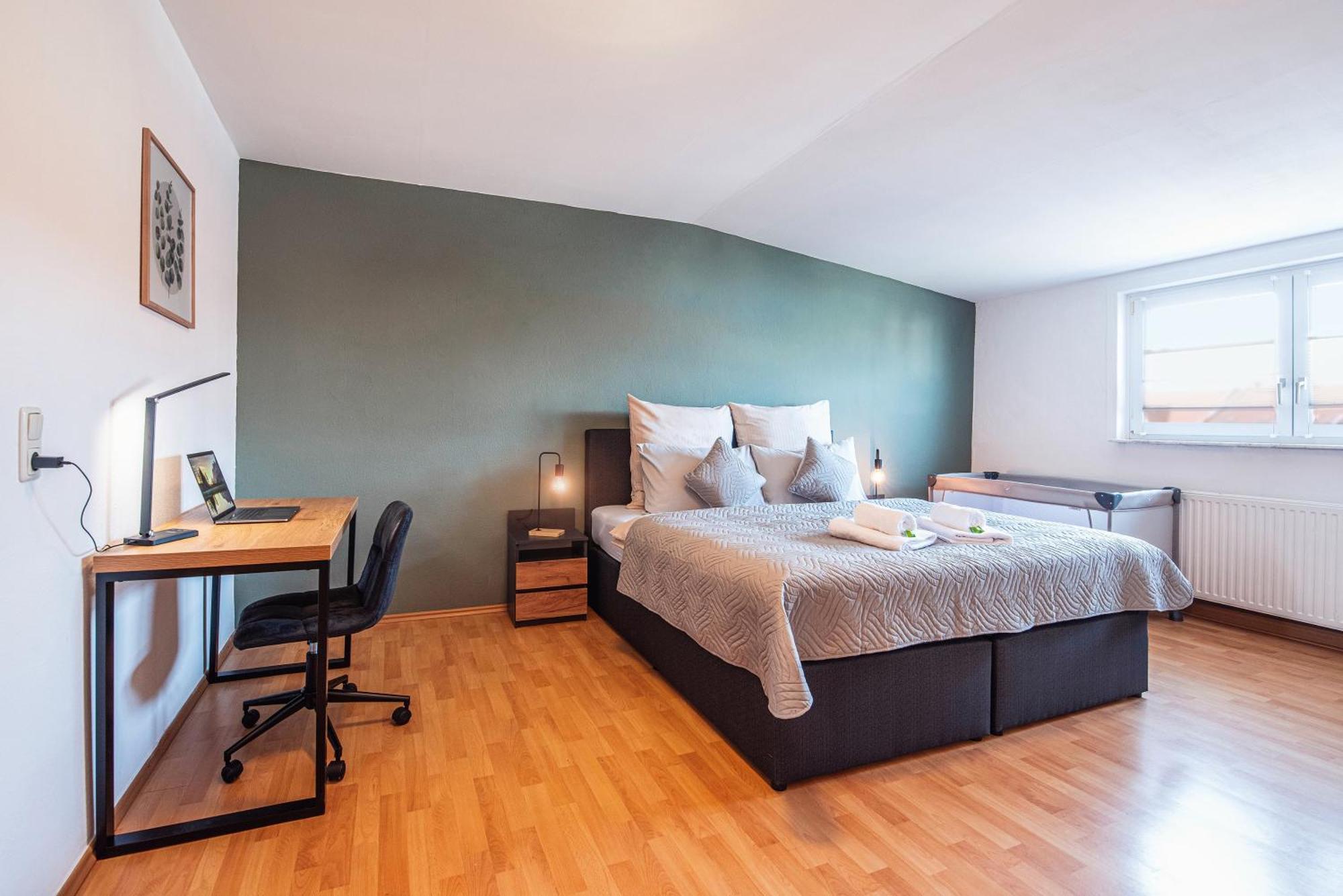 Grosszuegiges Apartment - Zentral - Kueche - Familienfreundlich 에르푸르트 외부 사진